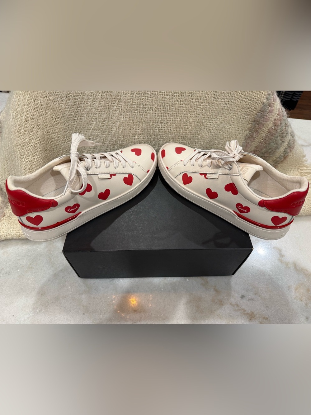 Coach Lowline Heart-Print Leather Sneaker New Size 8 - Picture 6 of 9